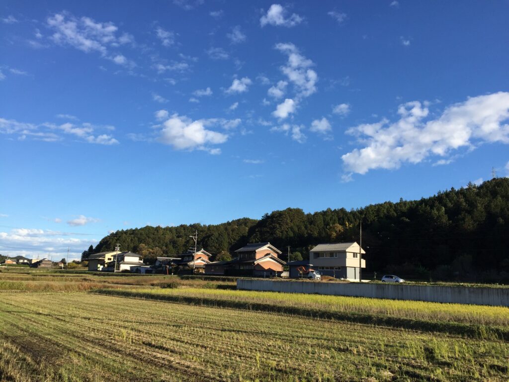 岐阜県山県市「梅原の家」木造２階建て　ガレージハウス　外構工事
