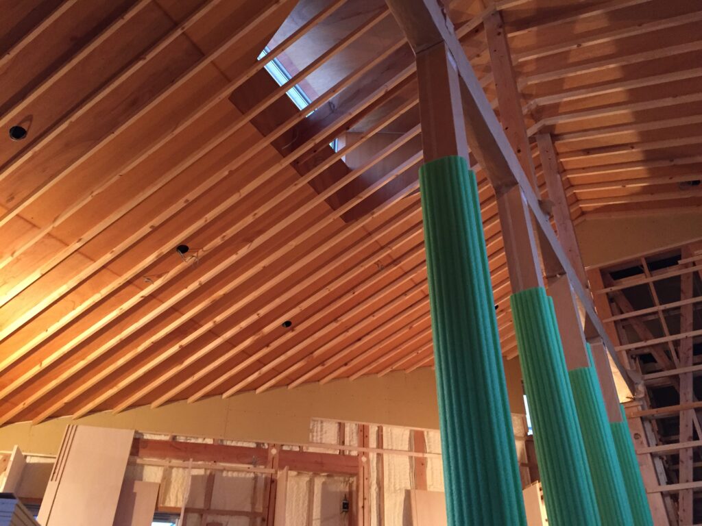 愛知県安城市「塔元の家」木造2階建　スキップフロア・変形敷地　現場