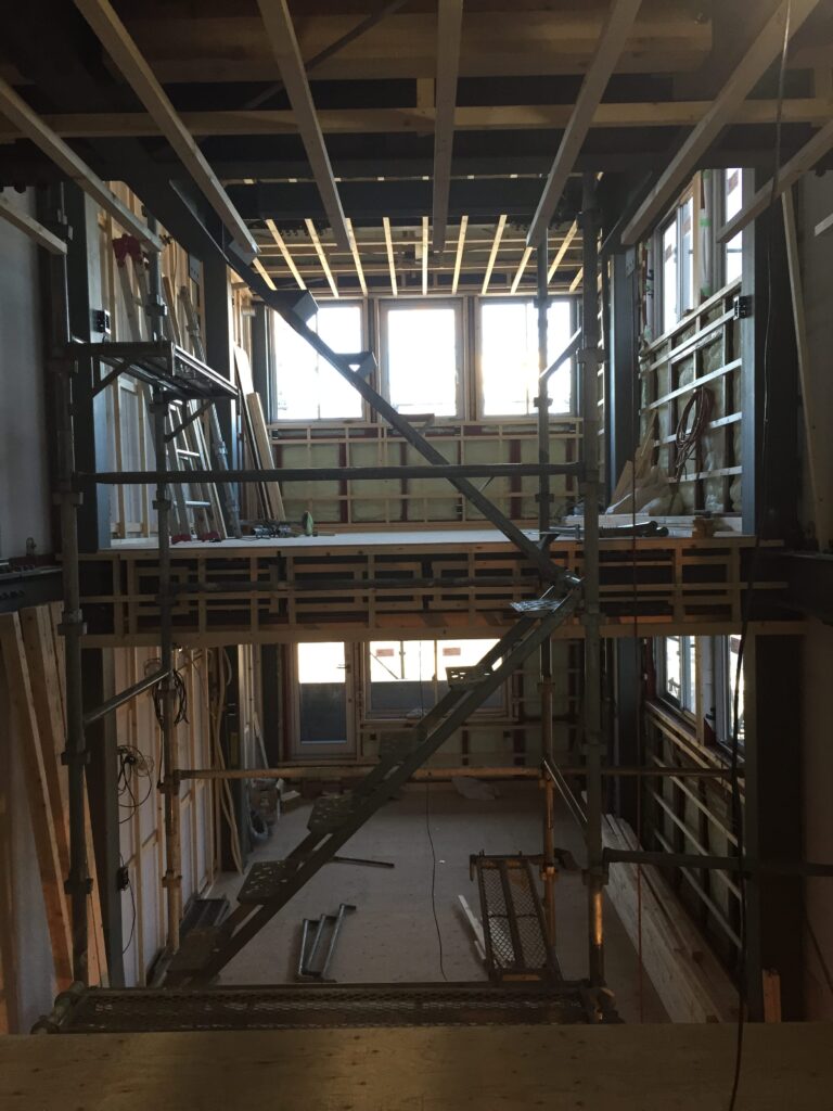 岐阜県岐阜市「東材木の家」鉄骨３階建　スキップフロア　狭小敷地　現場