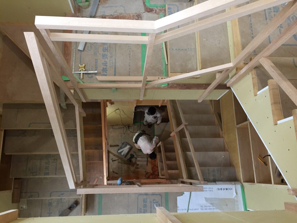 岐阜県岐阜市「東材木の家」鉄骨３階建　スキップフロア　狭小敷地　現場