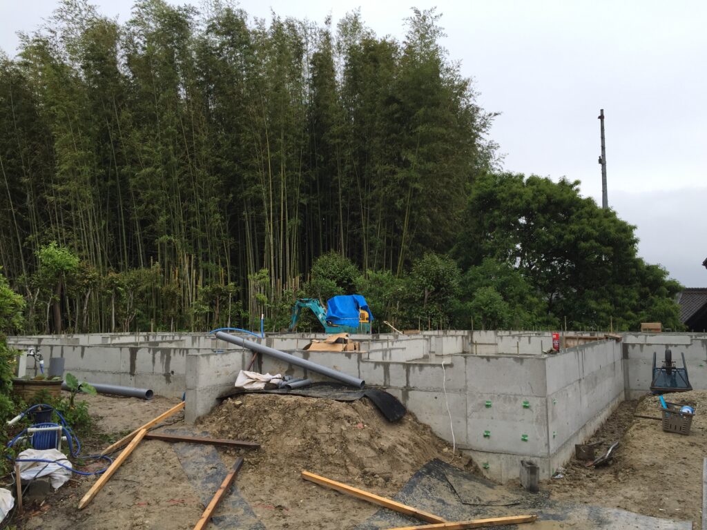 愛知県東海市「大田の家」木造2階建　2世帯住宅　現場