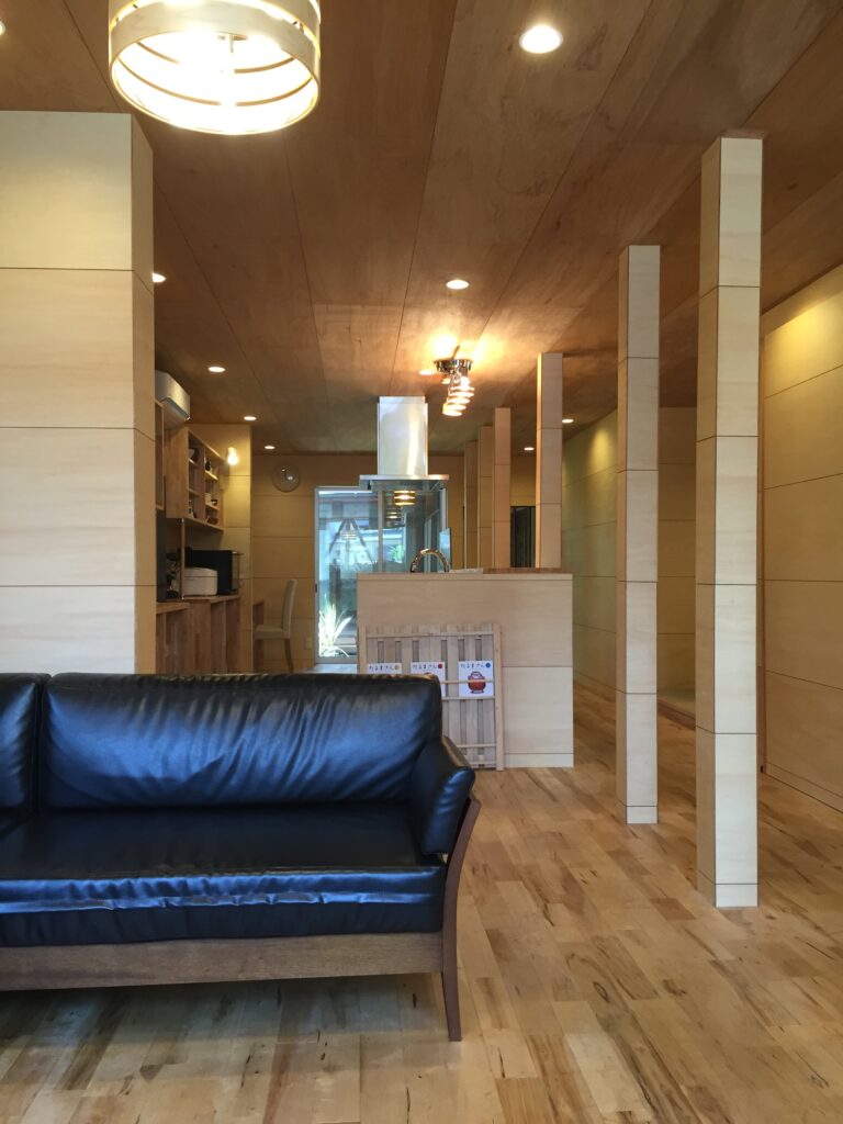 愛知県名古屋市「尾頭橋の家」　築90年リノベーション　竣工写真撮影