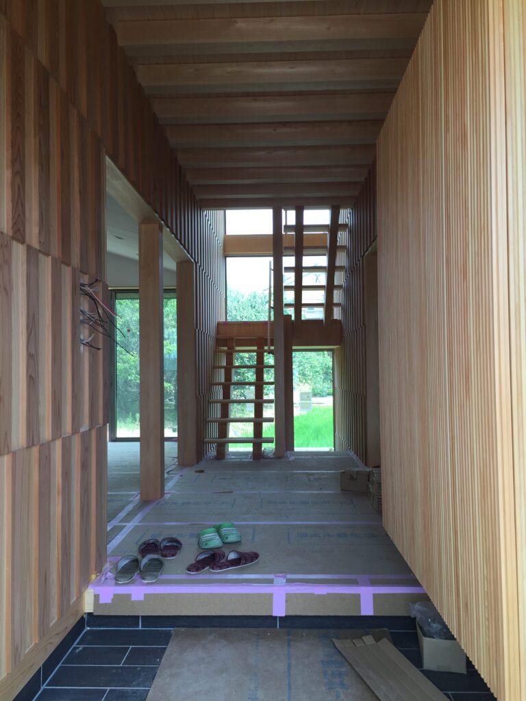 愛知県小牧市「桑原木材㈱モデルハウス」　国産材　木の家　打合せ