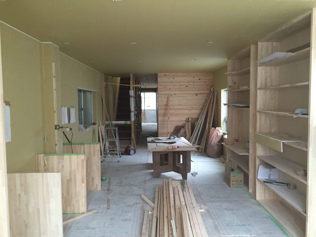 岐阜　岐阜市　「築40年ビル　住宅リノベーション」　ビルリノベ　現場