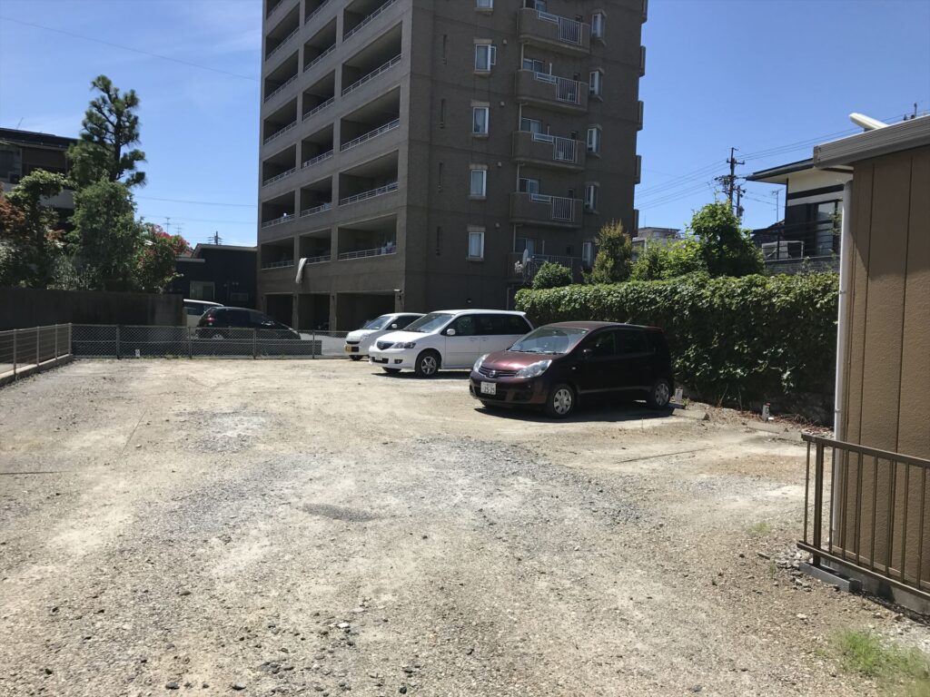 愛知県一宮市　「一宮のコートハウス」　木の家　業者選考中