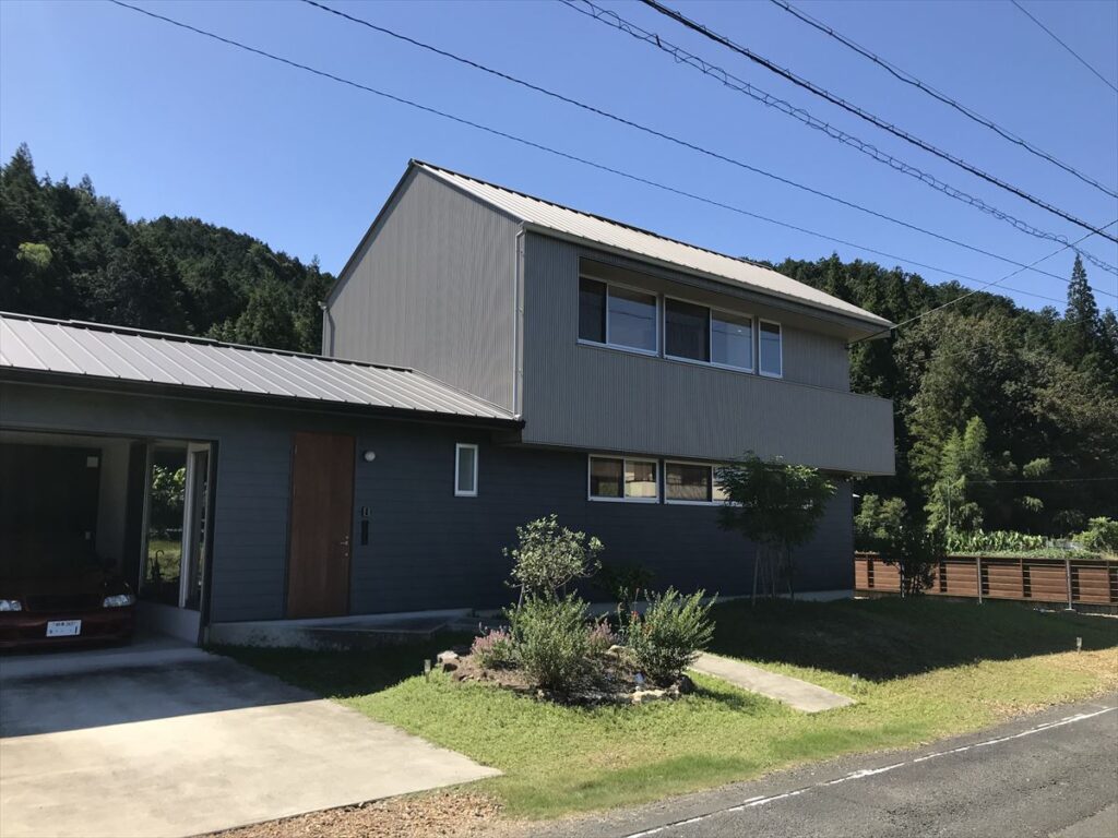 岐阜県山県市　「岐阜のガレージハウス」竣工写真撮影