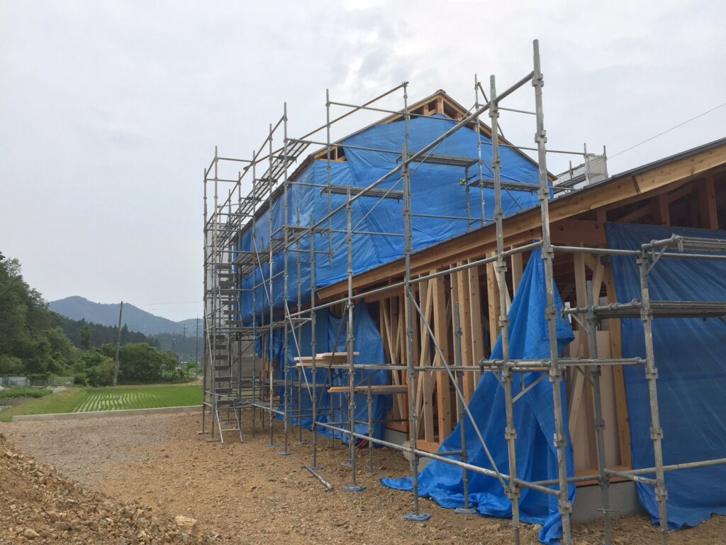 岐阜県山県市「梅原の家」木造２階建て　ガレージハウス　現場