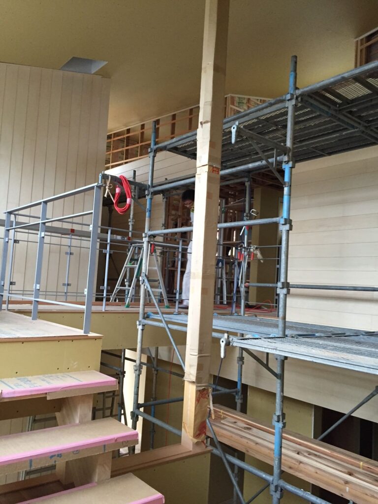 福井県福井市「和敬の家」木造２階建て　バイクガレージ　現場