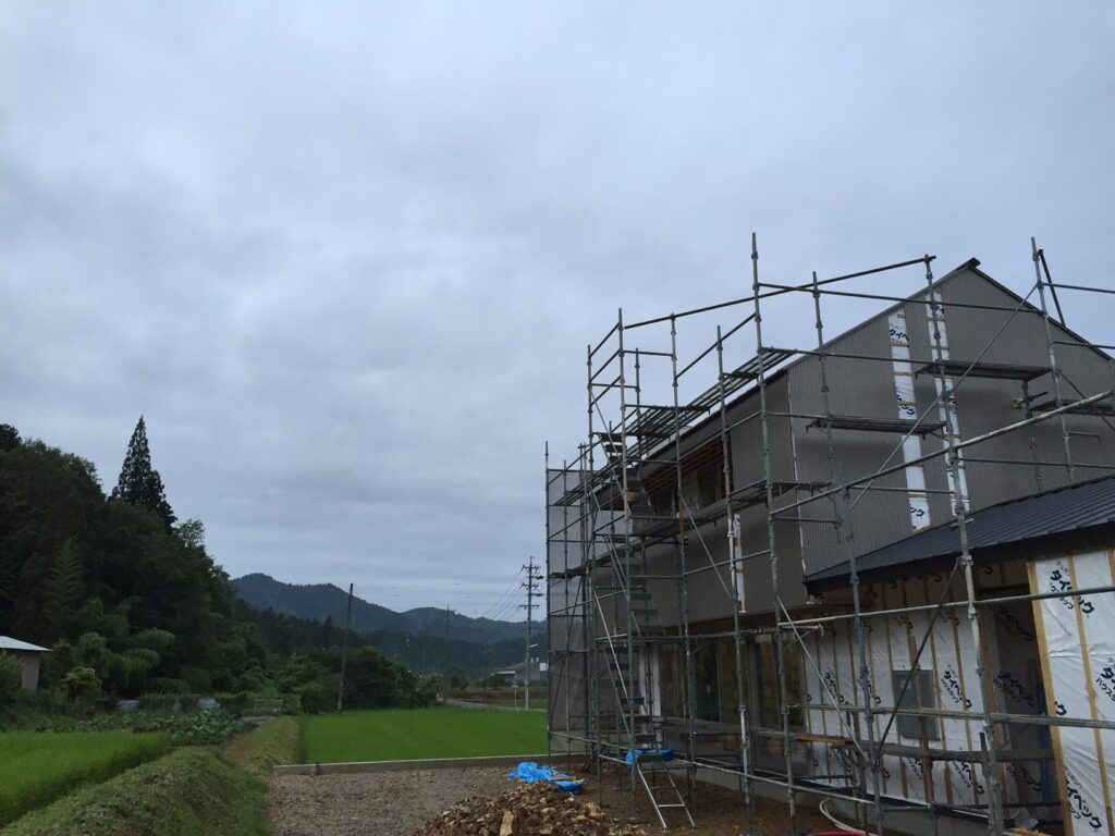 岐阜県山県市「梅原の家」木造２階建て　ガレージハウス　現場