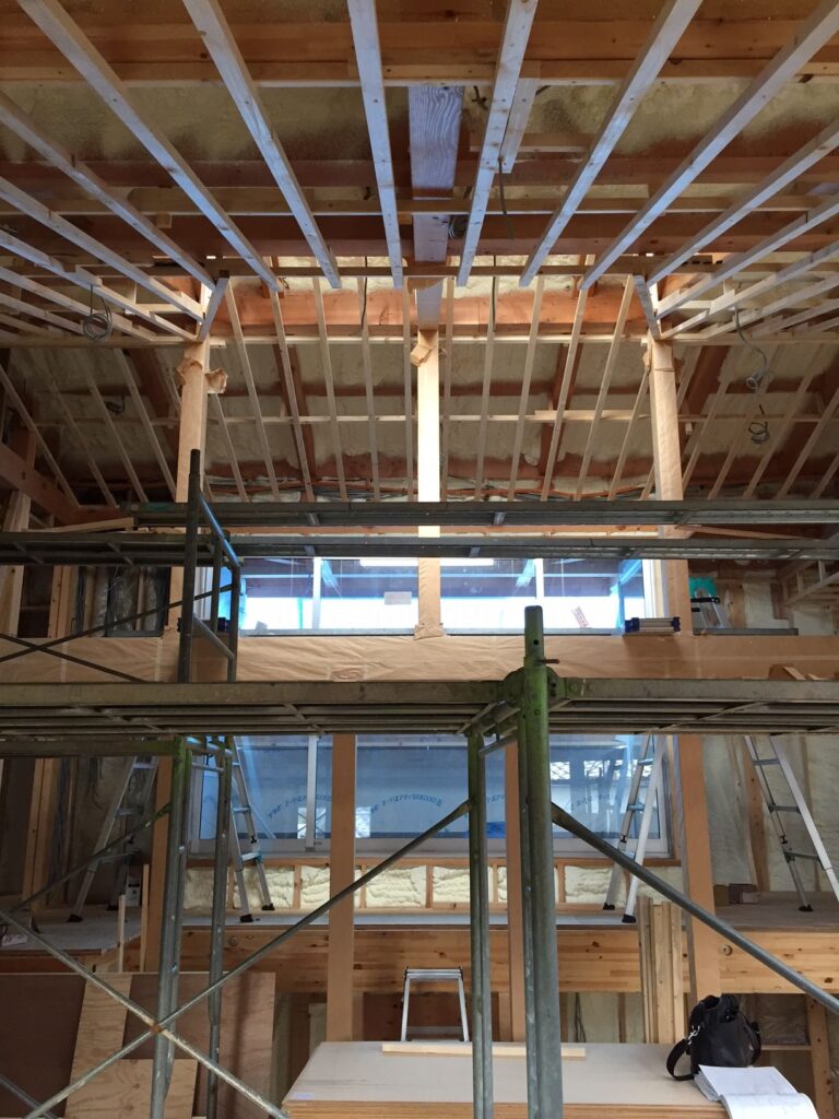 愛知県安城市「塔元の家」木造2階建　スキップフロア・変形敷地　現場