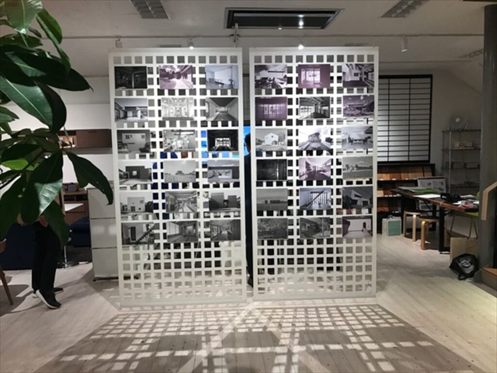 家具からはじまる住まいの相談会の展示準備