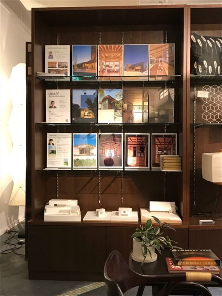 岐阜駅　アクティブＧ　THE　GIFTS　SHOP　にて展示中