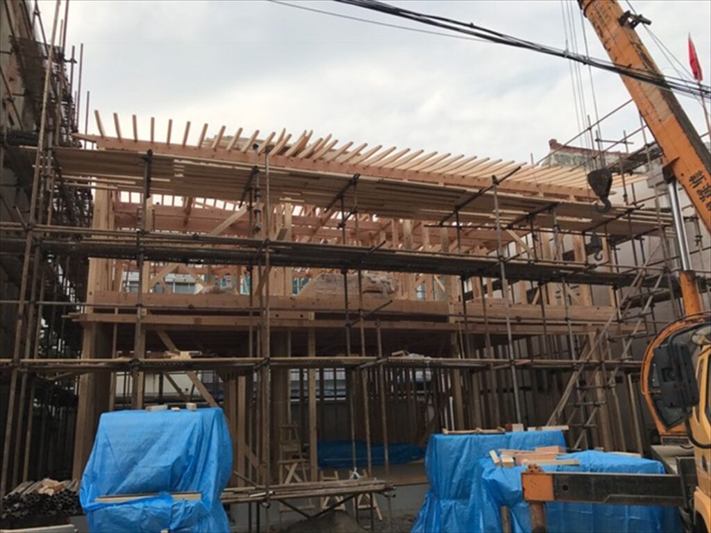 中国　「張家港の家」　木の家　上棟