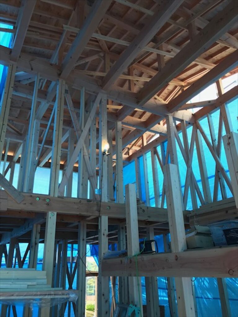 愛知県一宮市　「一宮のコートハウス」　木の家　現場