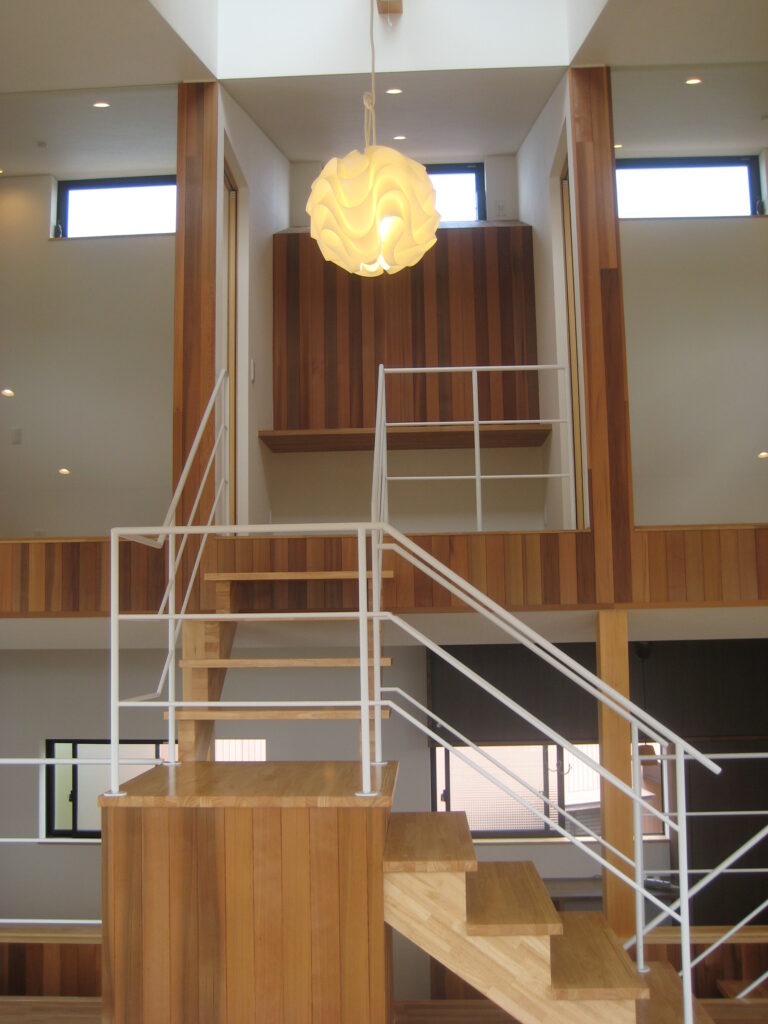 岐阜県養老町「下笠の家」木造２階建　２世帯　平屋棟+スキップフロア棟　 現場