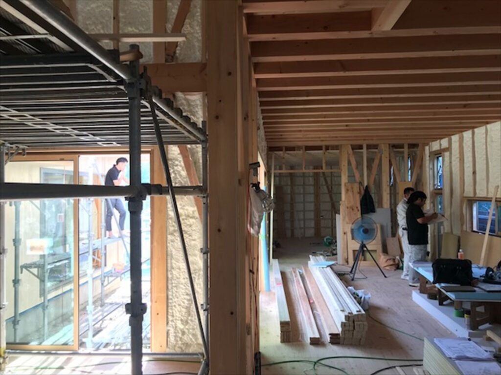 愛知県一宮市　「一宮のコートハウス」　木の家　現場