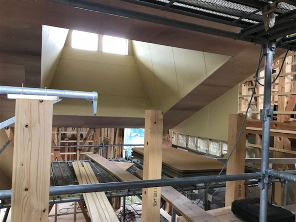 愛知県一宮市　「一宮のコートハウス」　木の家