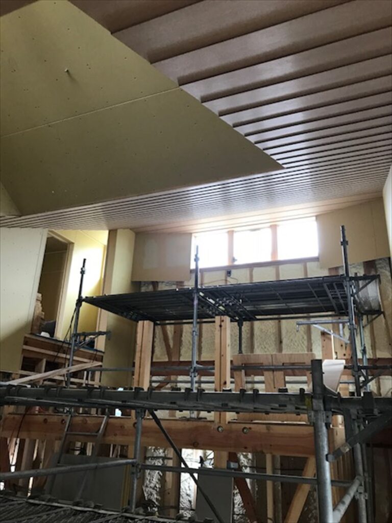 愛知県一宮市　「一宮のコートハウス」　木の家　現場