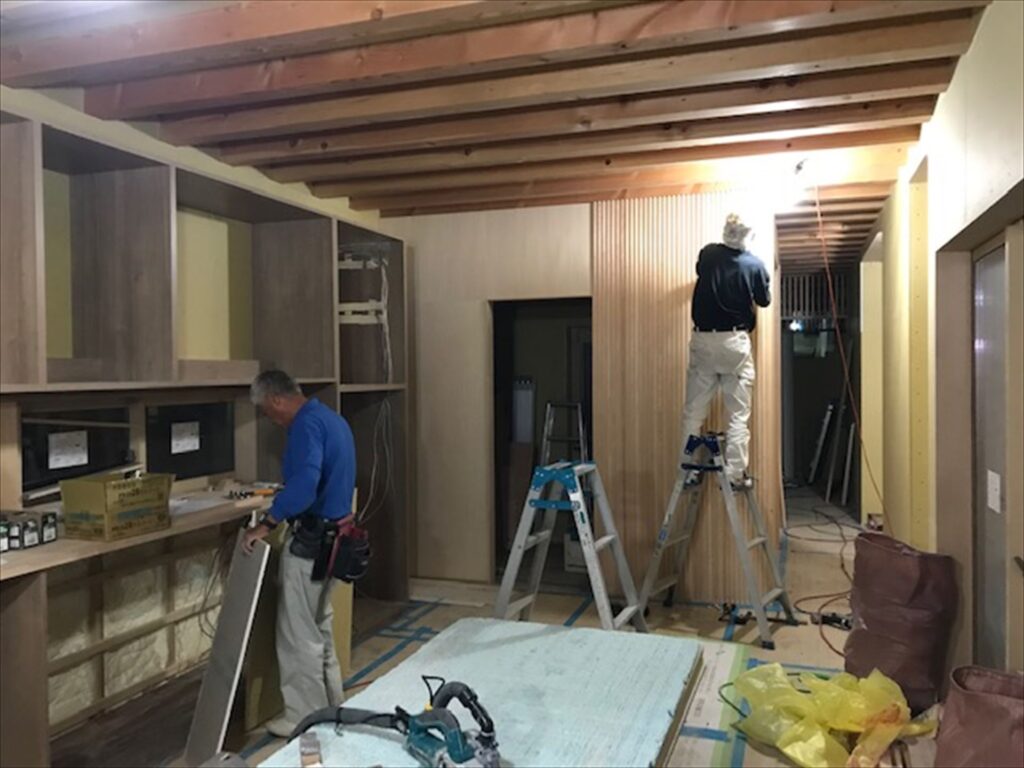 愛知県一宮市　「一宮のコートハウス」　木の家　現場