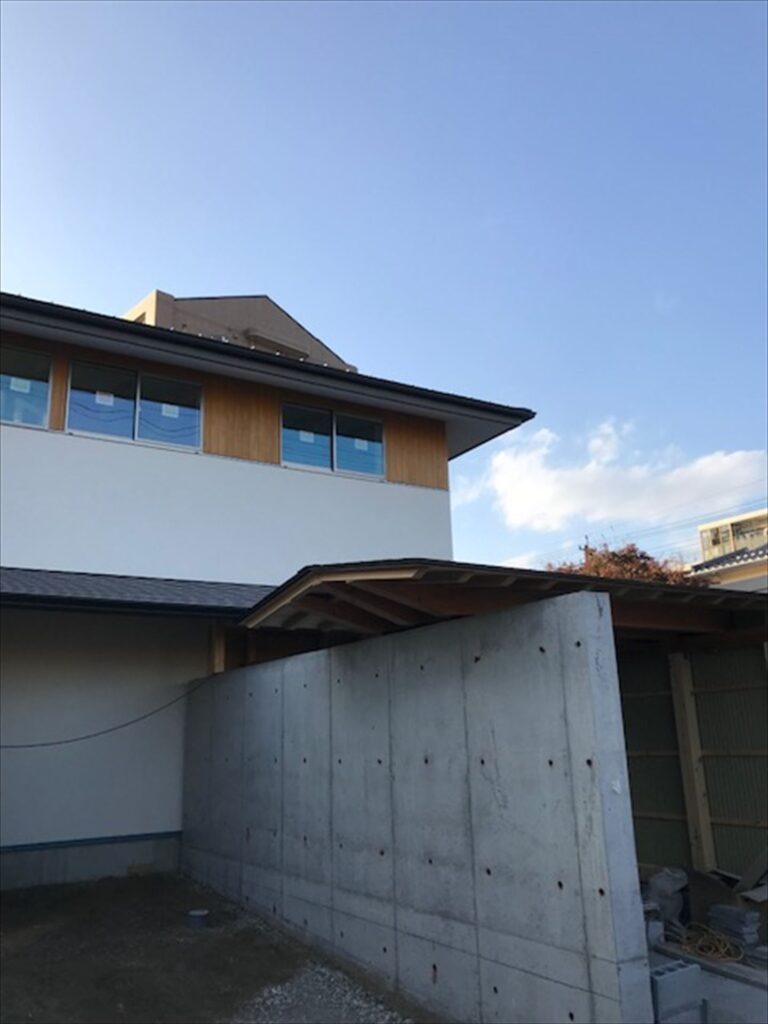 愛知県一宮市　「一宮のコートハウス」　木の家　現場