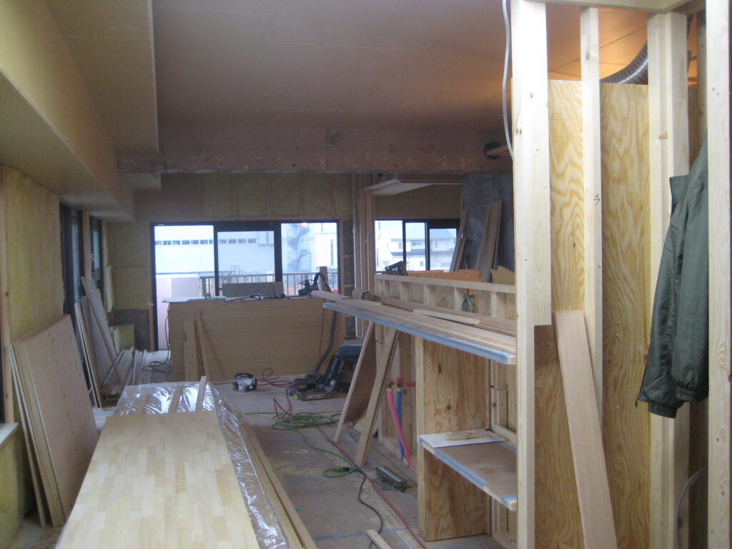 愛知県刈谷市「繭」マンションリノベーション　現場